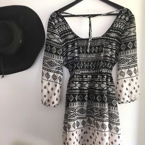 American Rag- boho Dress Black white long sleeves